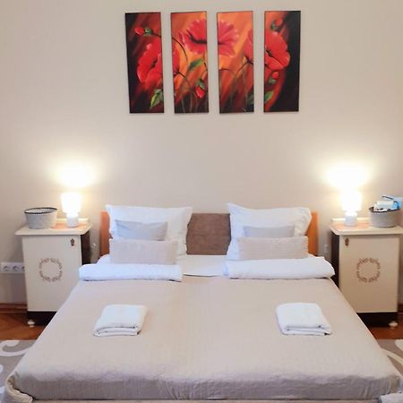 Ekszerdoboz Apartman Eger Apartment Екстериор снимка