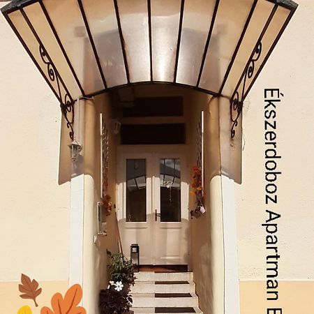 Ekszerdoboz Apartman Eger Apartment Екстериор снимка