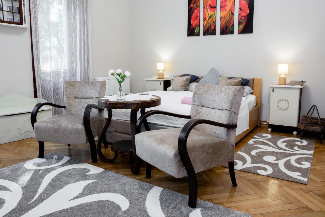 Ekszerdoboz Apartman Eger Apartment Екстериор снимка
