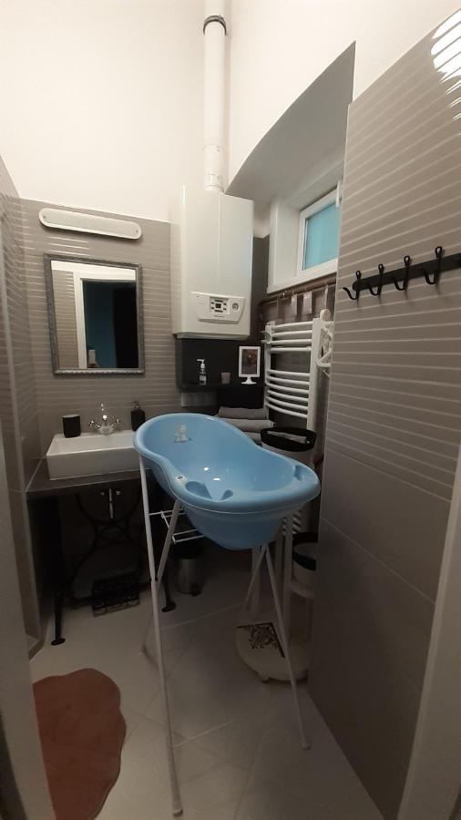 Ekszerdoboz Apartman Eger Apartment Екстериор снимка